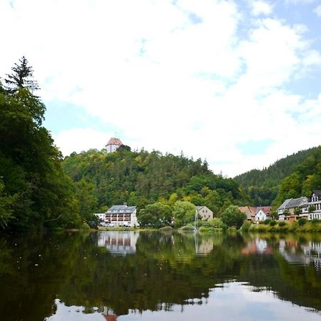 Hotel Am Schlossberg ツィーゲンリュック エクステリア 写真