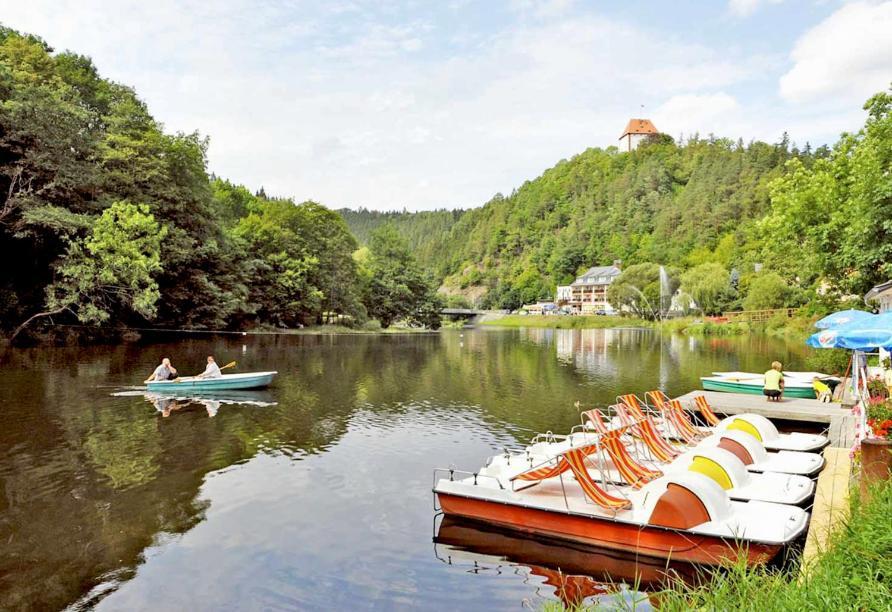 Hotel Am Schlossberg ツィーゲンリュック エクステリア 写真